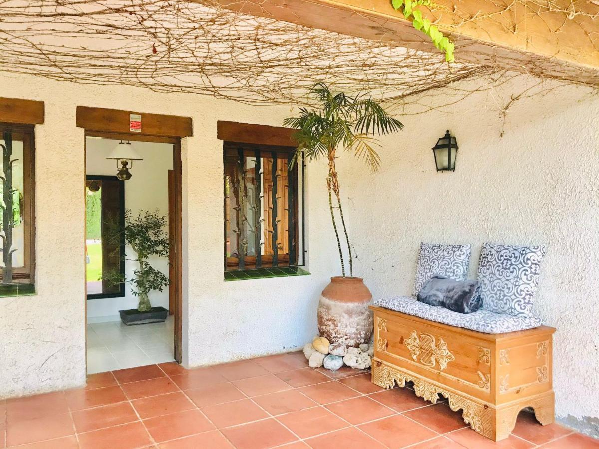 Casa Mediterranea Con Gran Jardin Y Piscina A 500 M De La Playa Roda de Bará المظهر الخارجي الصورة