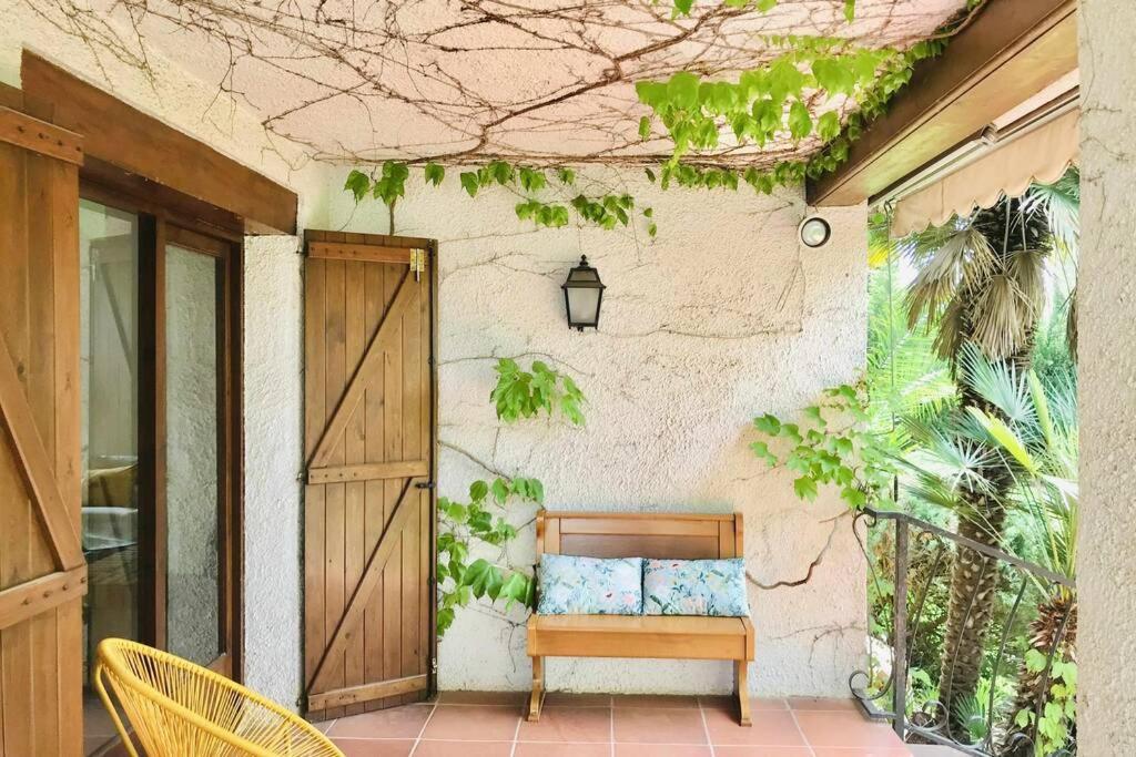 Casa Mediterranea Con Gran Jardin Y Piscina A 500 M De La Playa Roda de Bará المظهر الخارجي الصورة