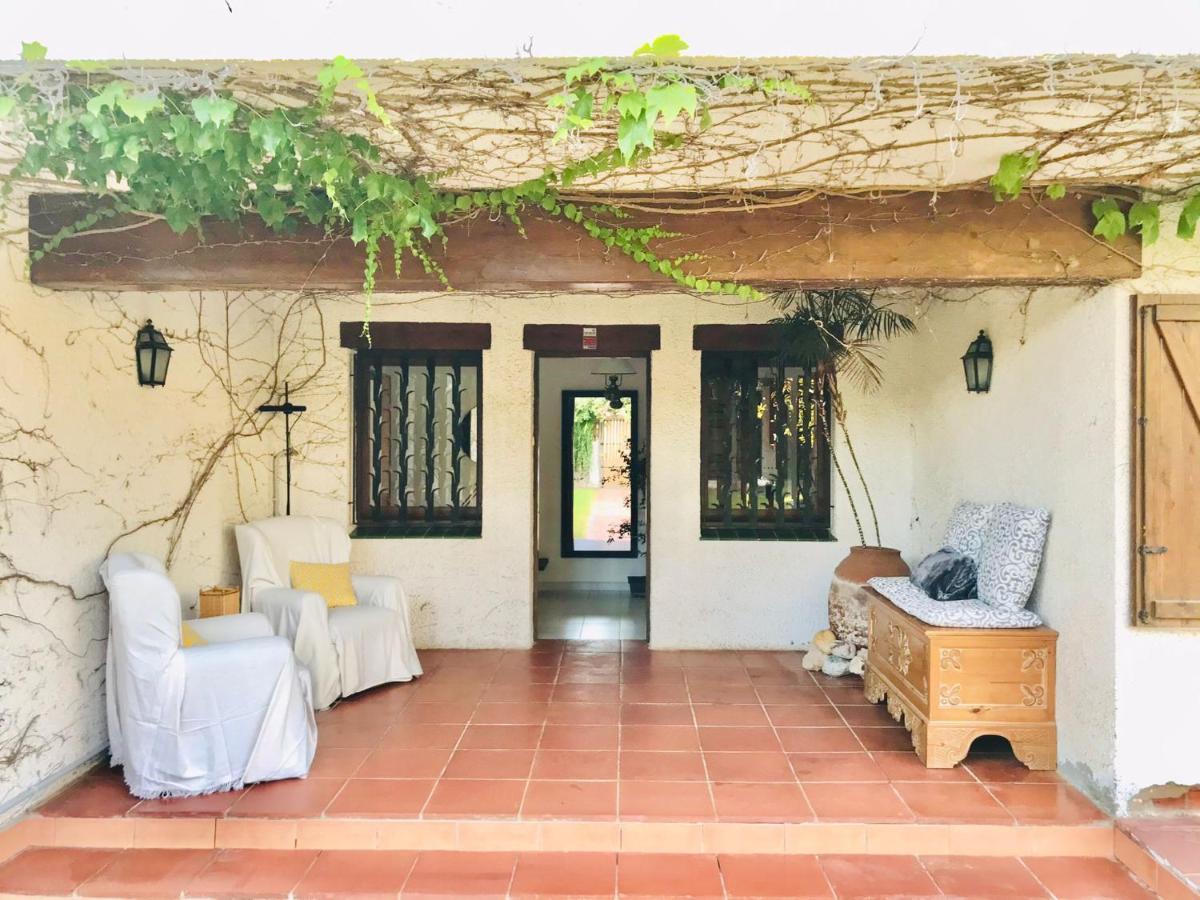Casa Mediterranea Con Gran Jardin Y Piscina A 500 M De La Playa Roda de Bará المظهر الخارجي الصورة