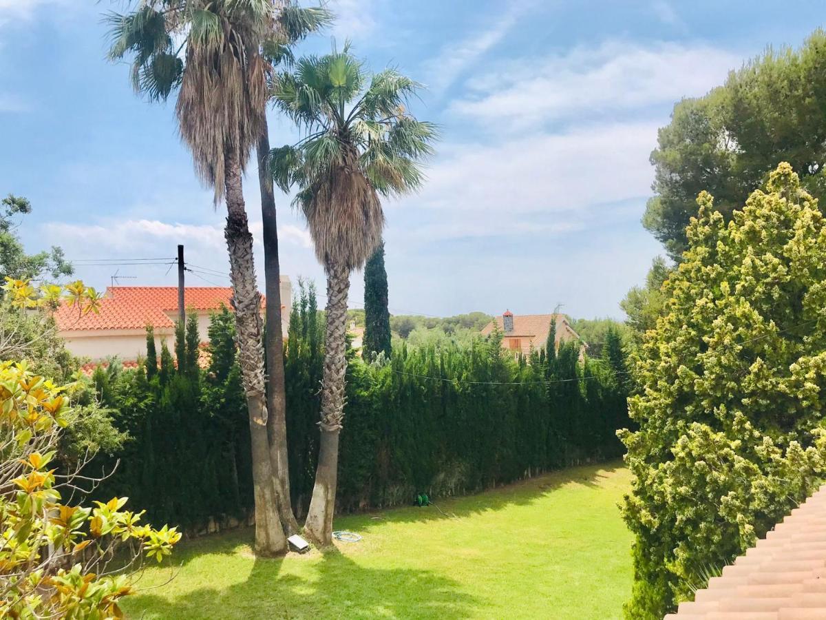 Casa Mediterranea Con Gran Jardin Y Piscina A 500 M De La Playa Roda de Bará المظهر الخارجي الصورة