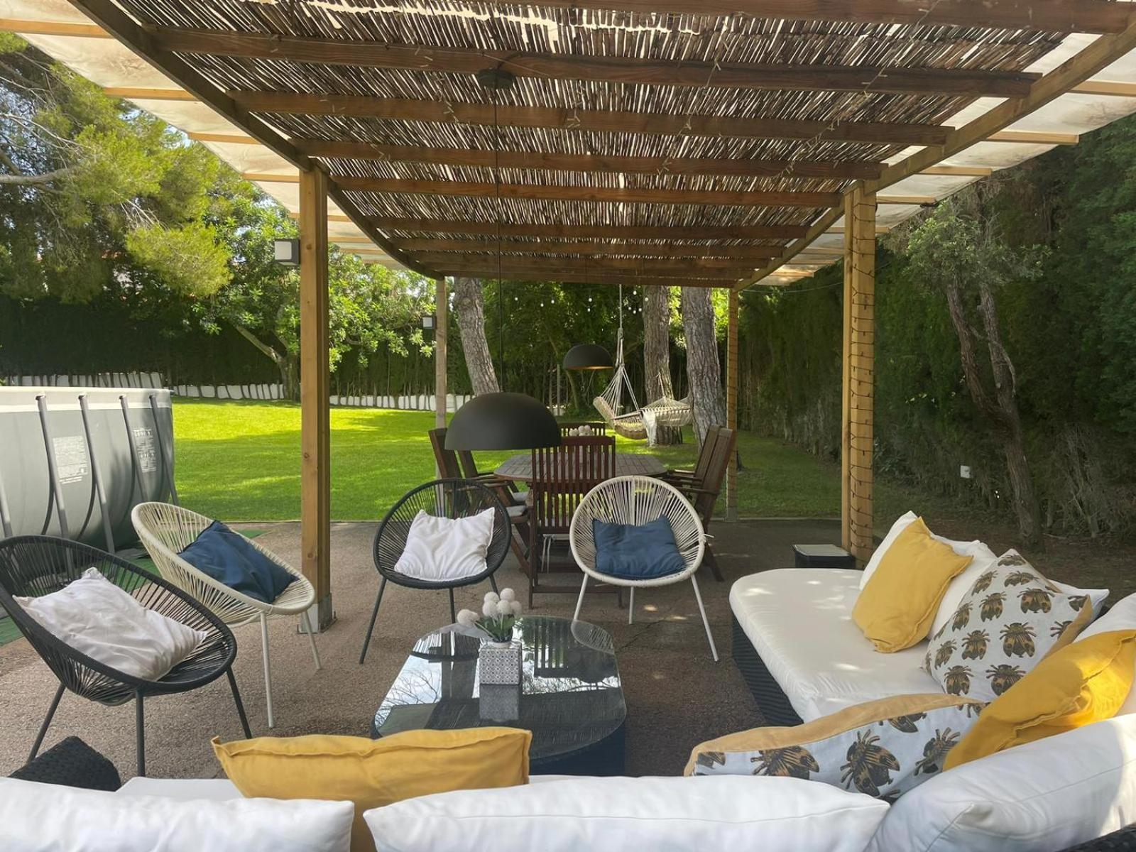 Casa Mediterranea Con Gran Jardin Y Piscina A 500 M De La Playa Roda de Bará المظهر الخارجي الصورة
