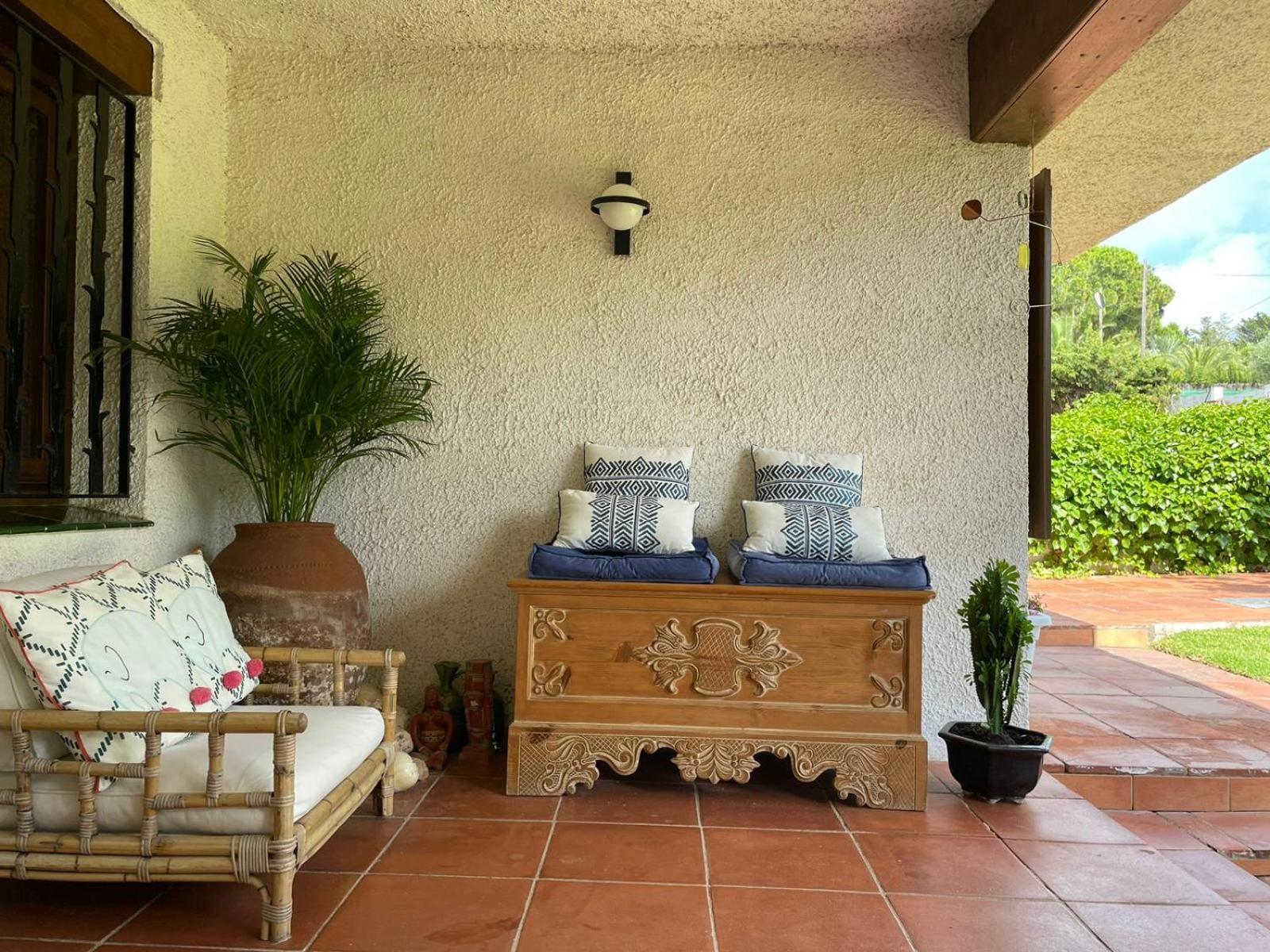 Casa Mediterranea Con Gran Jardin Y Piscina A 500 M De La Playa Roda de Bará المظهر الخارجي الصورة